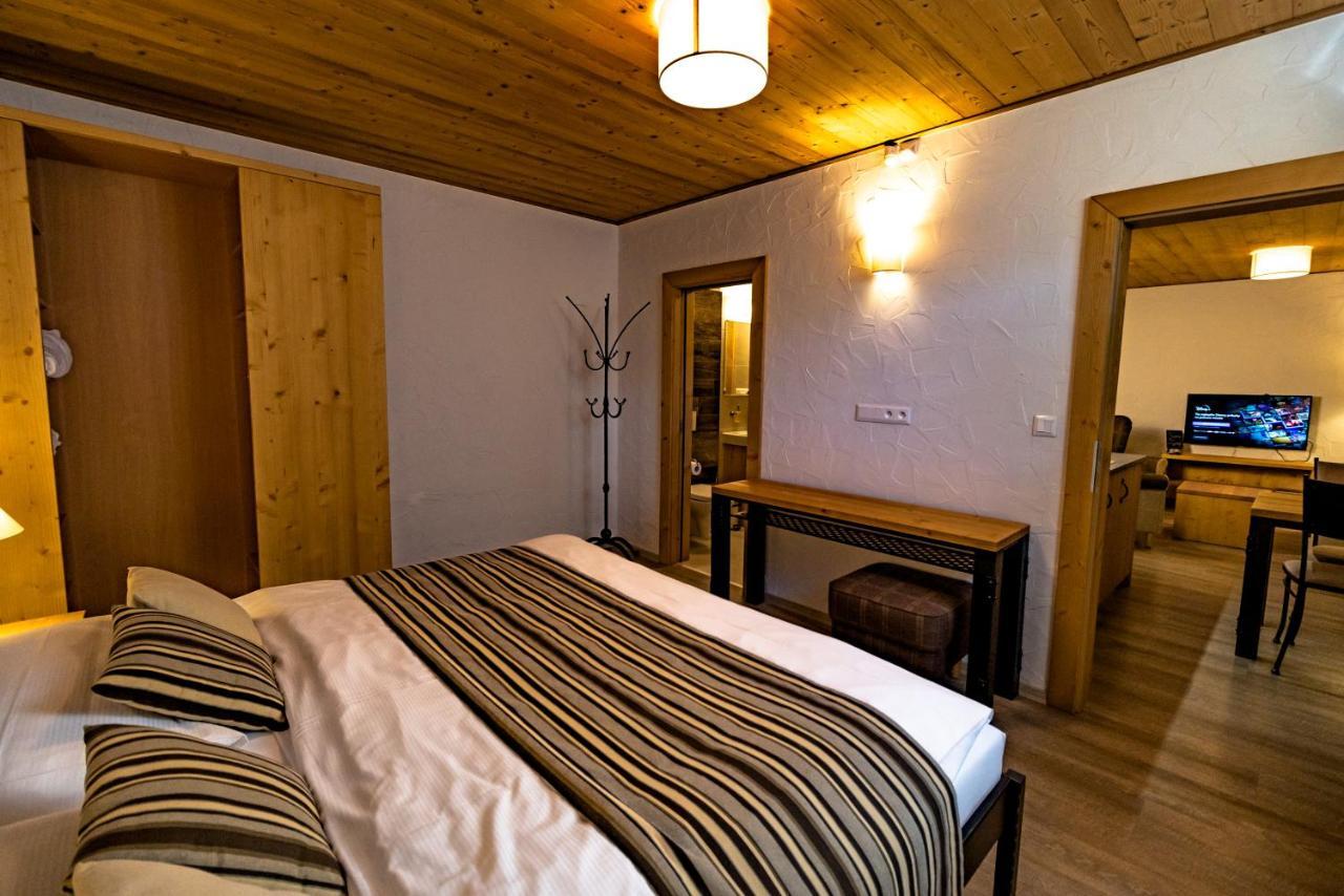 דמנובסקה דולינה Cardinal Jasna Mountain Wellness Apartment מראה חיצוני תמונה