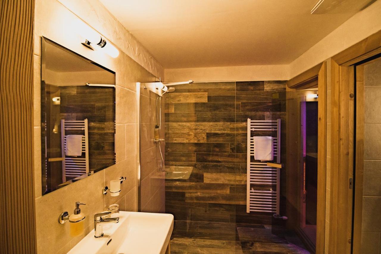 דמנובסקה דולינה Cardinal Jasna Mountain Wellness Apartment מראה חיצוני תמונה